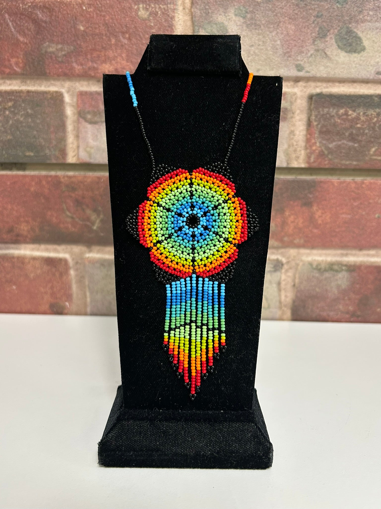 Small Geometric Necklace