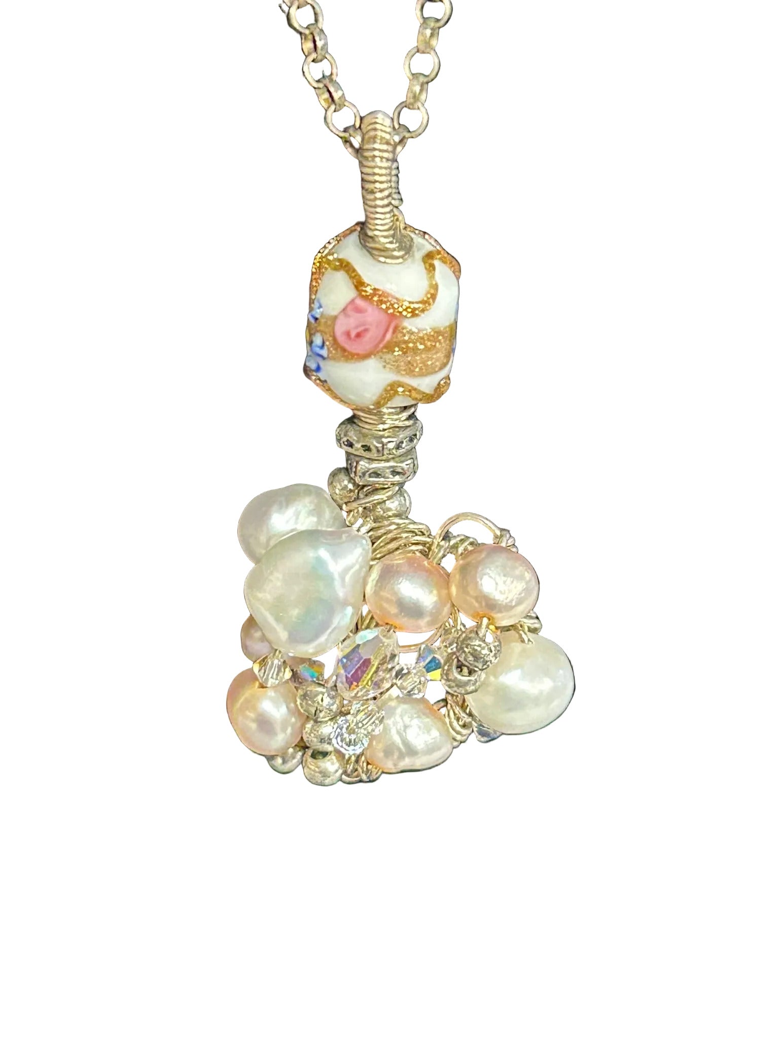 Rose's Basket Necklace